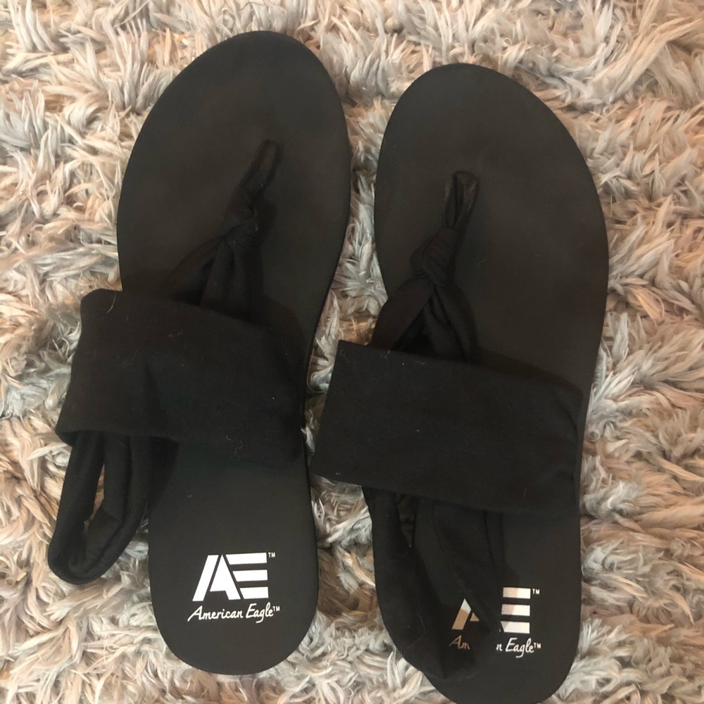 4 for $25💜 Comfy & soft thing sandal
